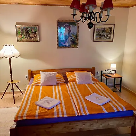 Pacsirta Vendeghaz Tiszaderzs